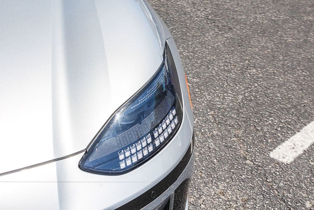 Thumbnail: 2024 Hyundai Ioniq 6 - 19