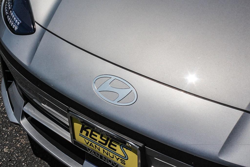 Thumbnail: 2024 Hyundai Ioniq 6 - 21