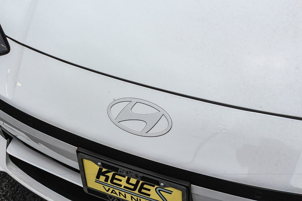 Thumbnail: 2024 Hyundai Ioniq 6 - 21