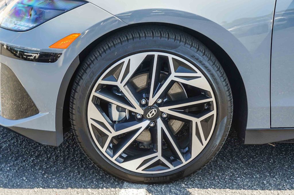 Thumbnail: 2025 Hyundai Ioniq 6 - 6