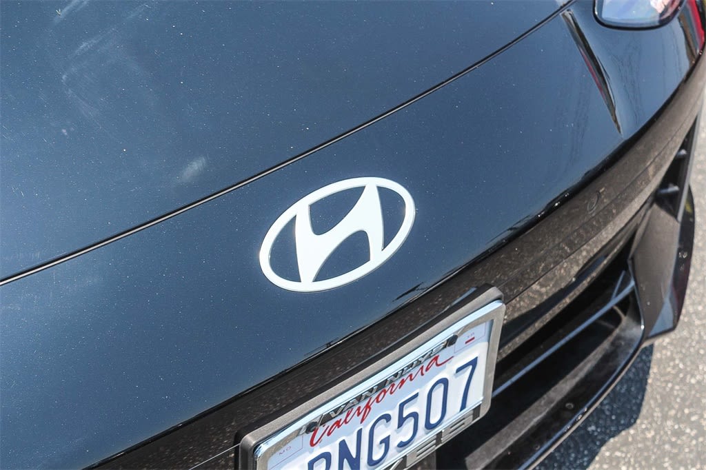 Thumbnail: 2023 Hyundai Ioniq 6 - 6