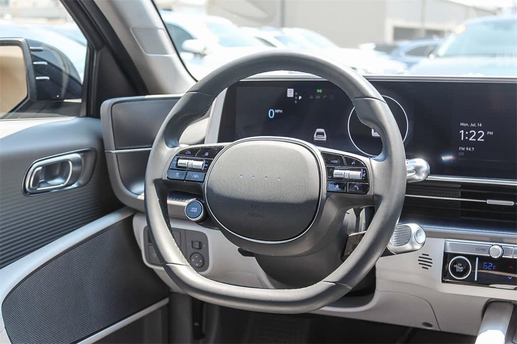 Thumbnail: 2023 Hyundai Ioniq 6 - 9