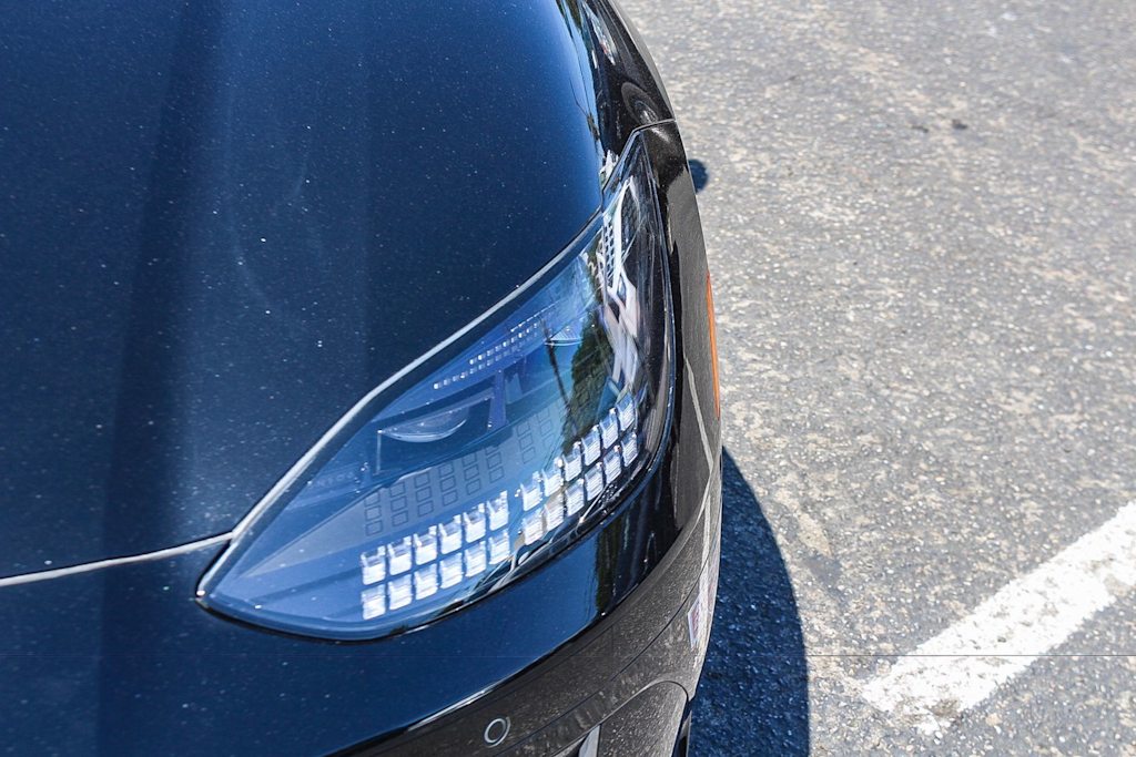 Thumbnail: 2023 Hyundai Ioniq 6 - 21