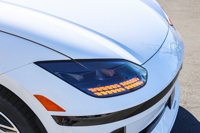 Thumbnail: 2025 Hyundai Ioniq 6 - 19