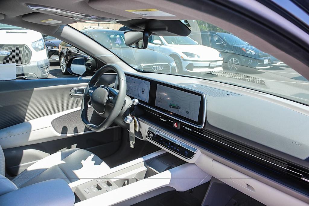 Thumbnail: 2024 Hyundai Ioniq 6 - 11