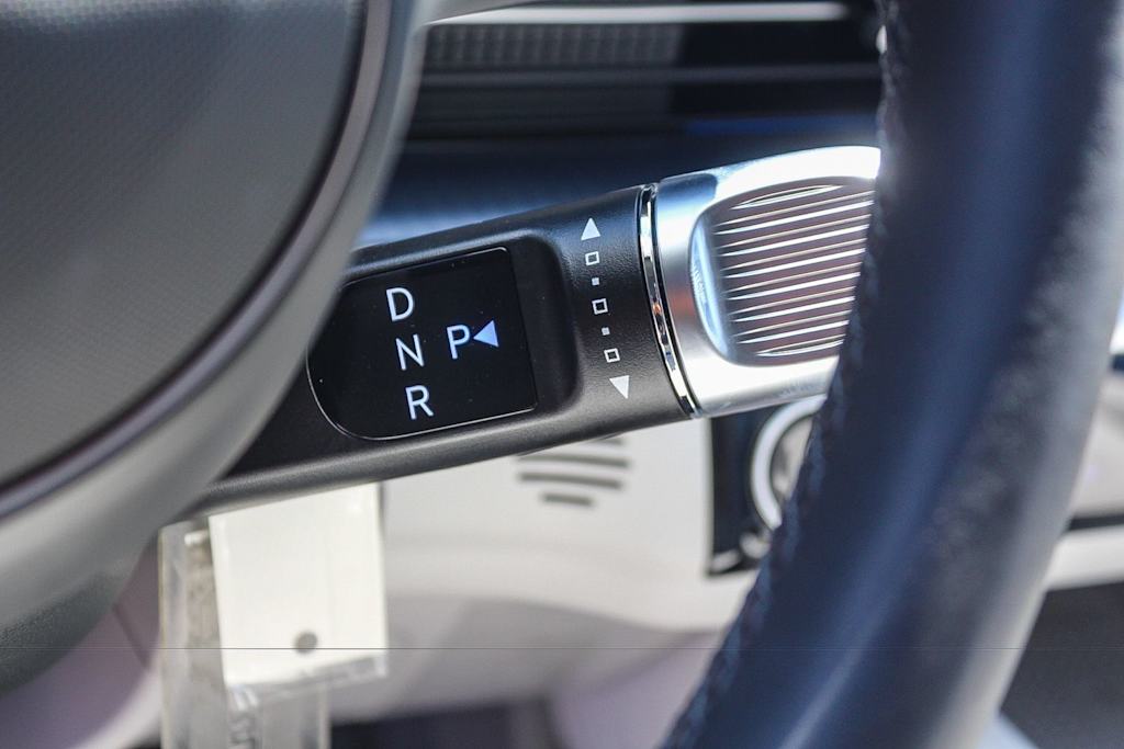 Thumbnail: 2024 Hyundai Ioniq 6 - 24