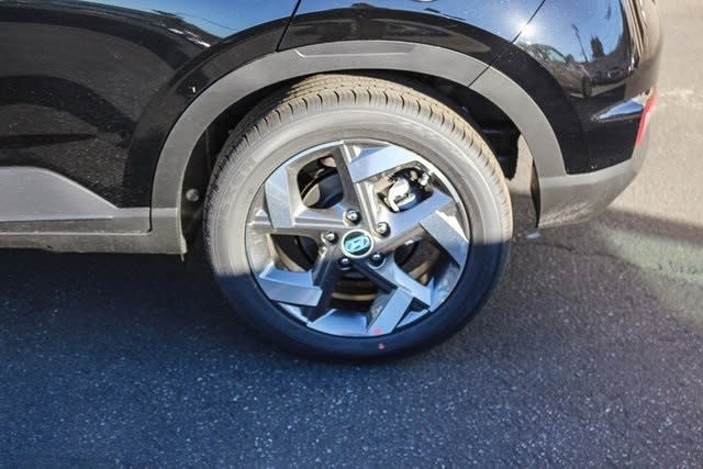 Thumbnail: 2025 Hyundai Venue - 7