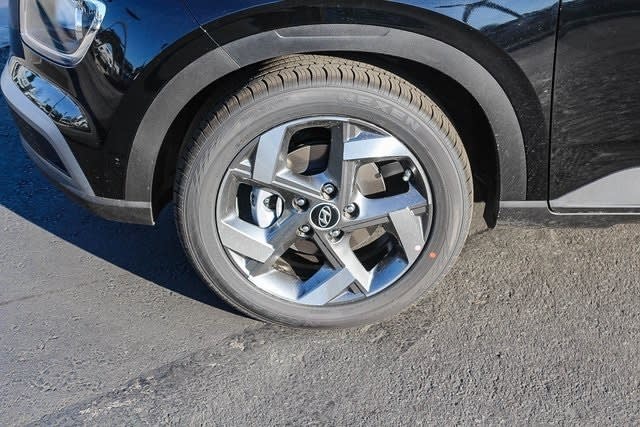 Thumbnail: 2025 Hyundai Venue - 18