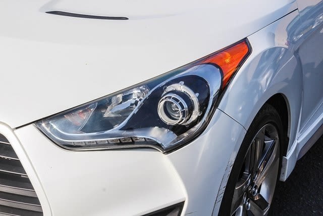 2013 Hyundai Veloster Turbo 20