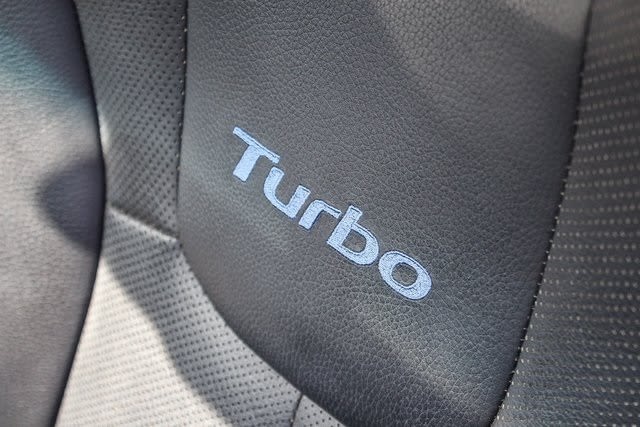 2013 Hyundai Veloster Turbo 25