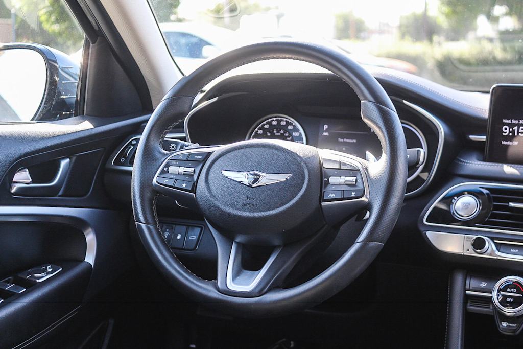Thumbnail: 2022 Genesis G70 - 11