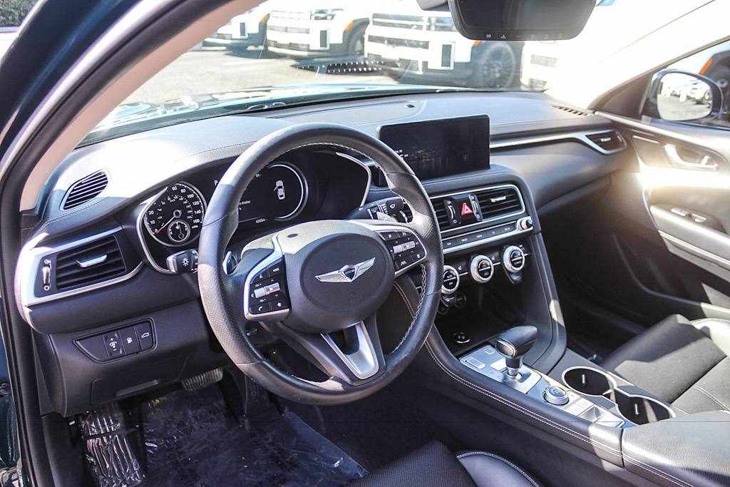 Thumbnail: 2022 Genesis G70 - 25