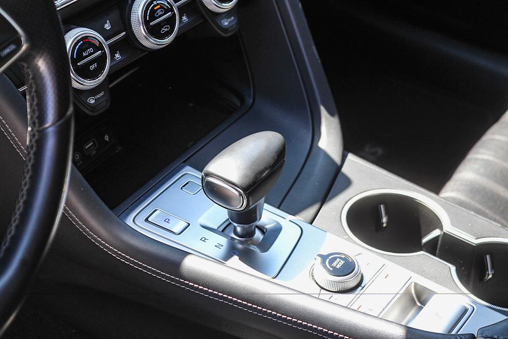 Thumbnail: 2019 Genesis G70 - 15