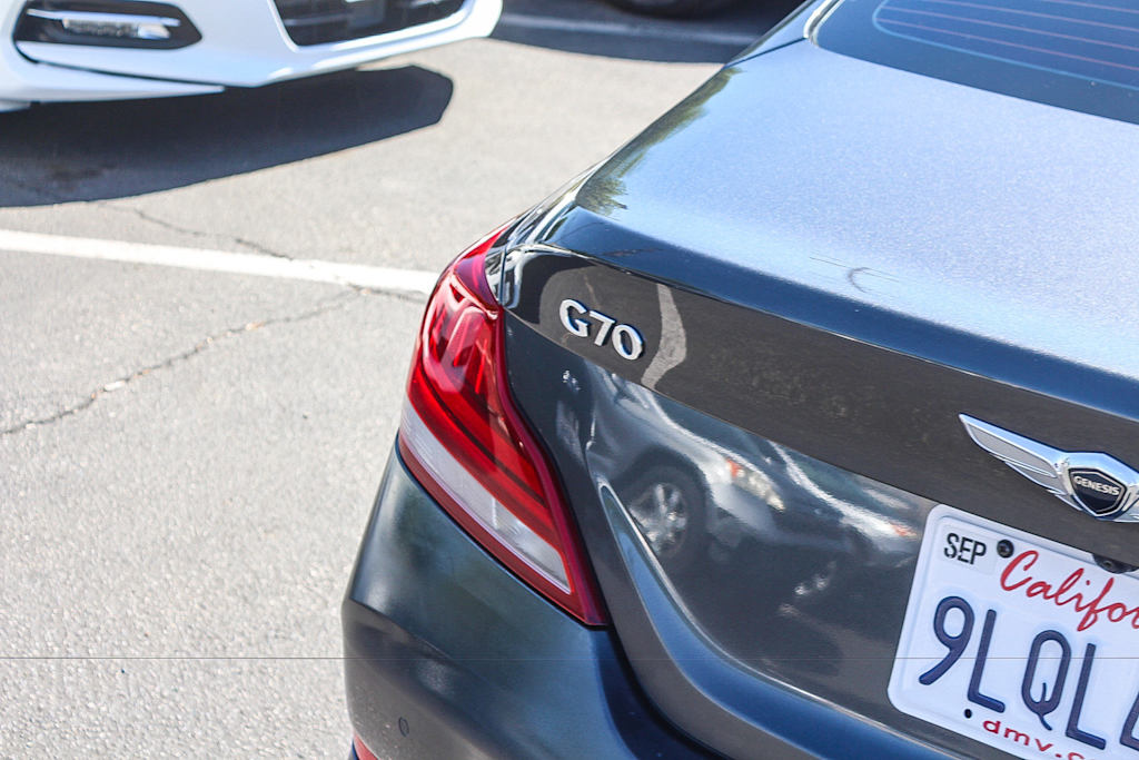 Thumbnail: 2019 Genesis G70 - 20