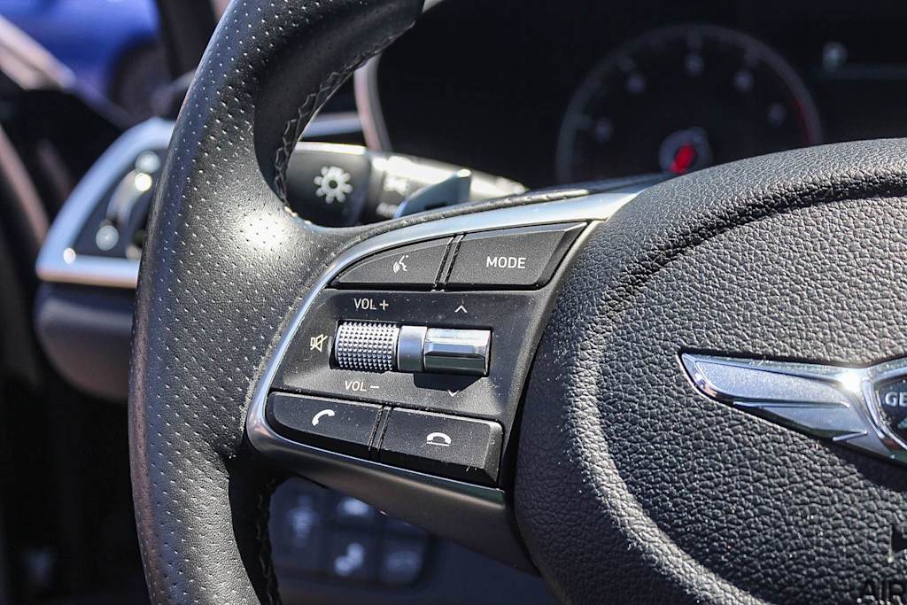 Thumbnail: 2021 Genesis G70 - 27
