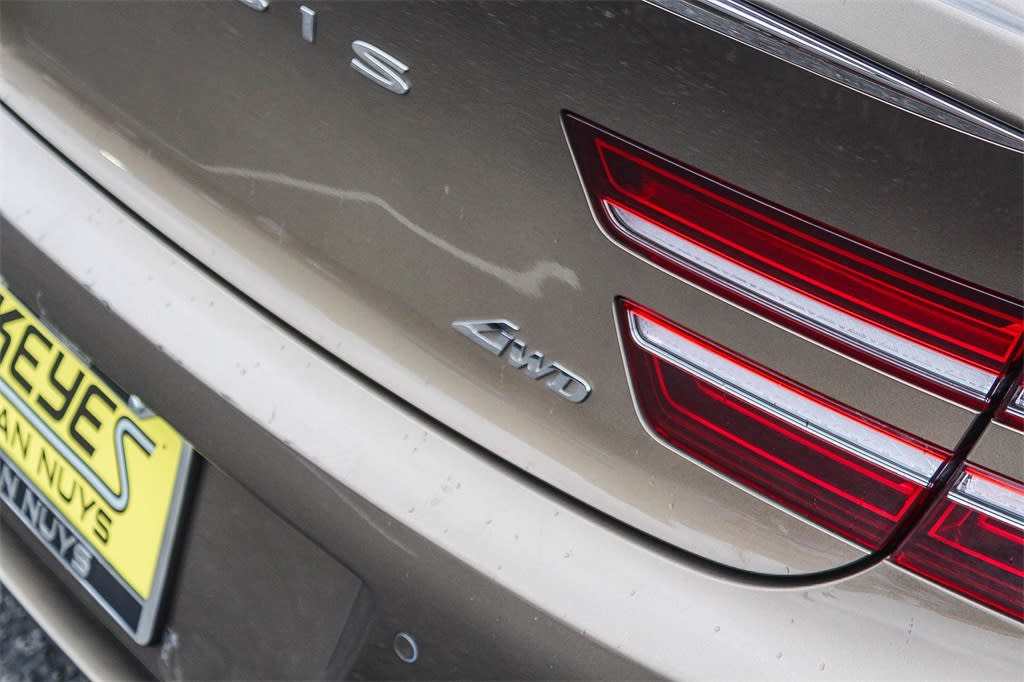 Thumbnail: 2023 Genesis G80 - 24