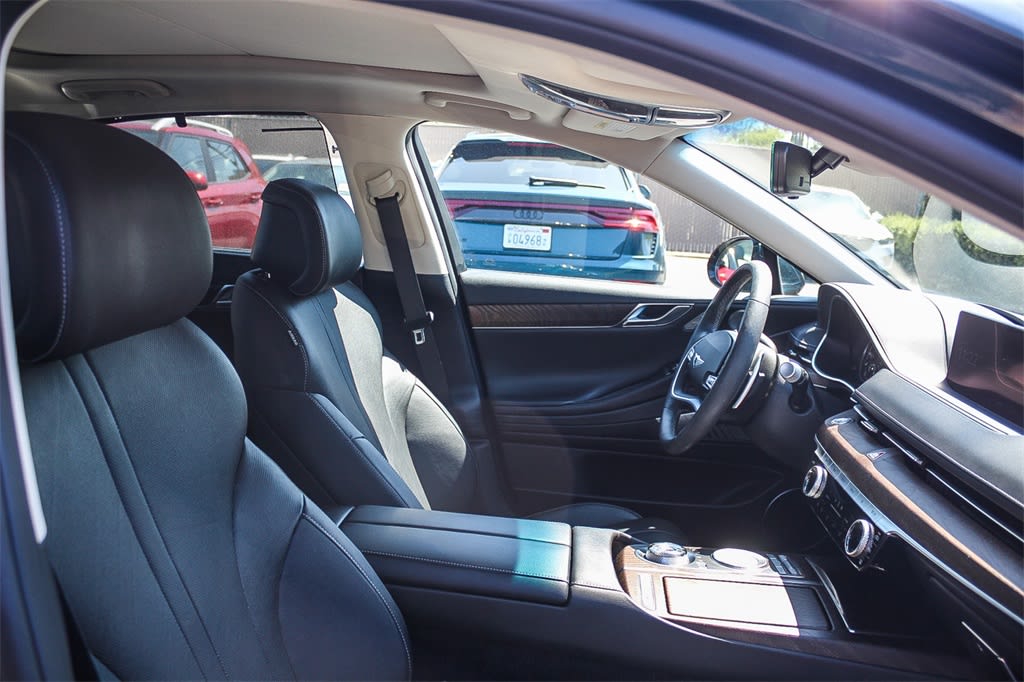 2022 Genesis G80 2.5T 9