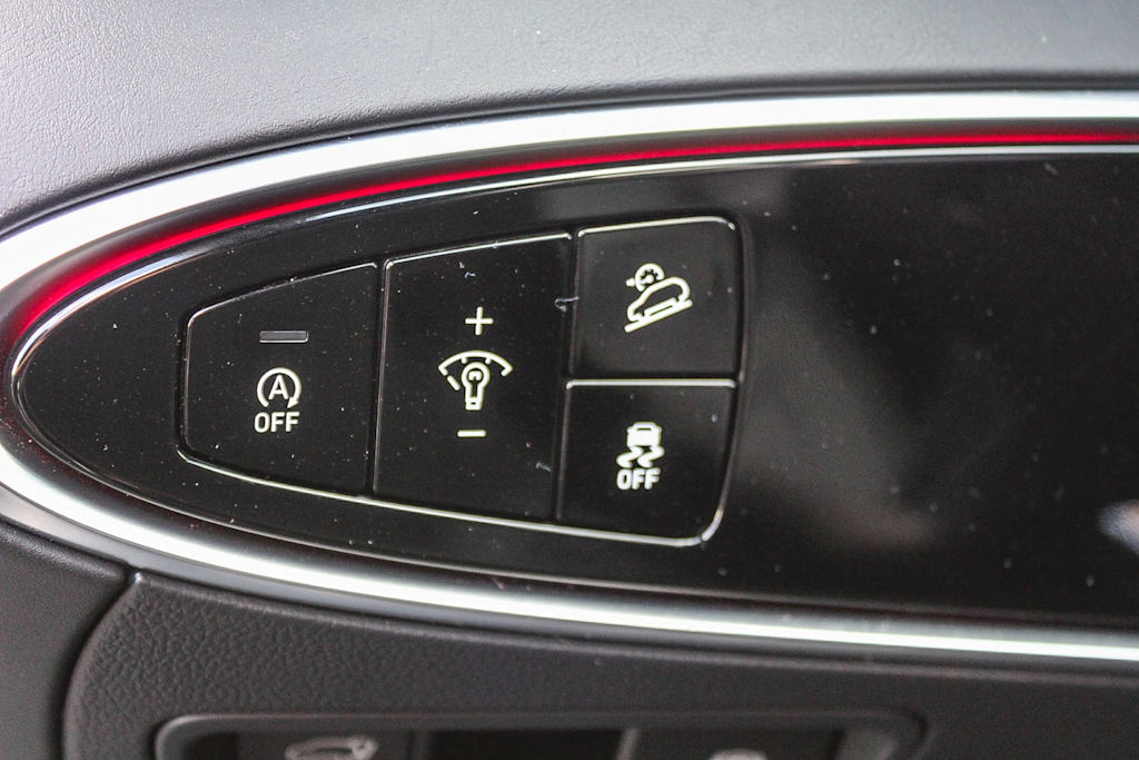 Thumbnail: 2023 Genesis GV70 - 27