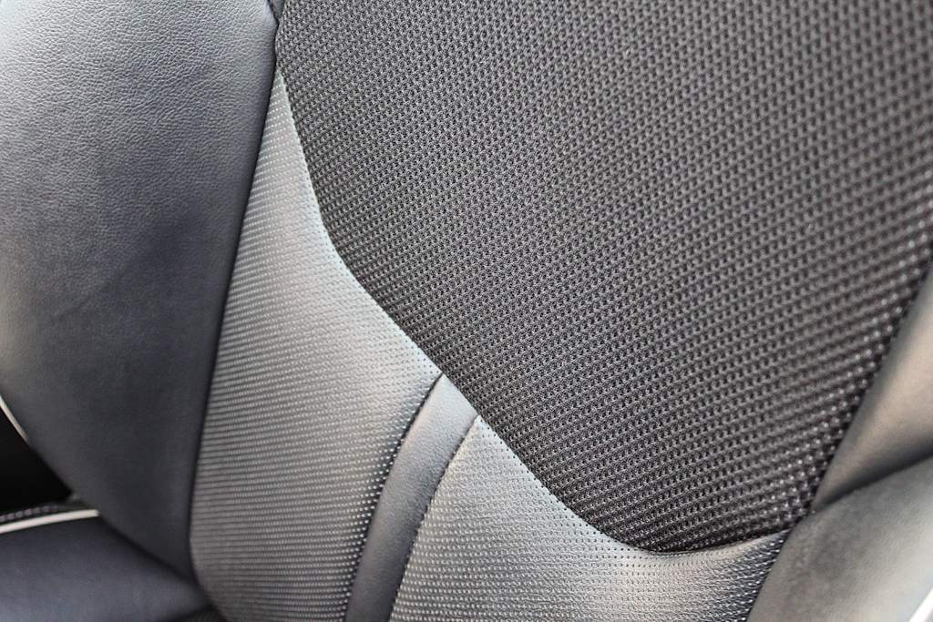 Thumbnail: 2023 Genesis GV70 - 29