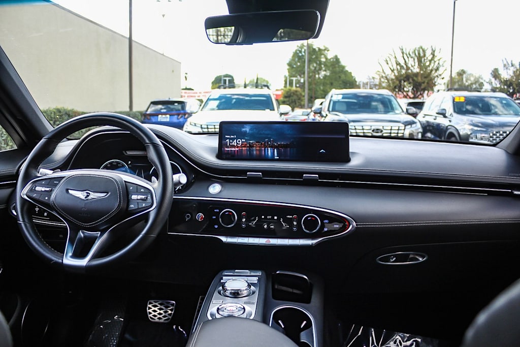 Thumbnail: 2023 Genesis GV70 - 2