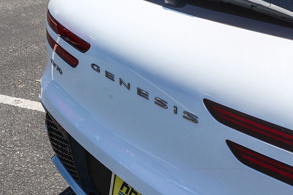Thumbnail: 2023 Genesis GV70 - 5