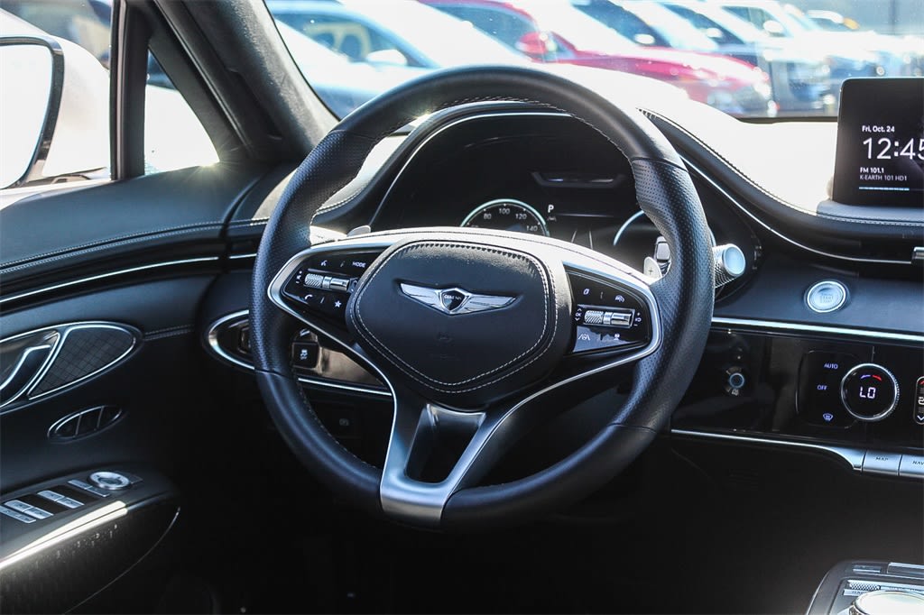 Thumbnail: 2022 Genesis GV70 - 12