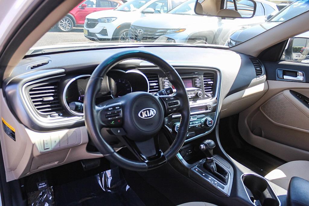 Thumbnail: 2015 Kia Optima - 25