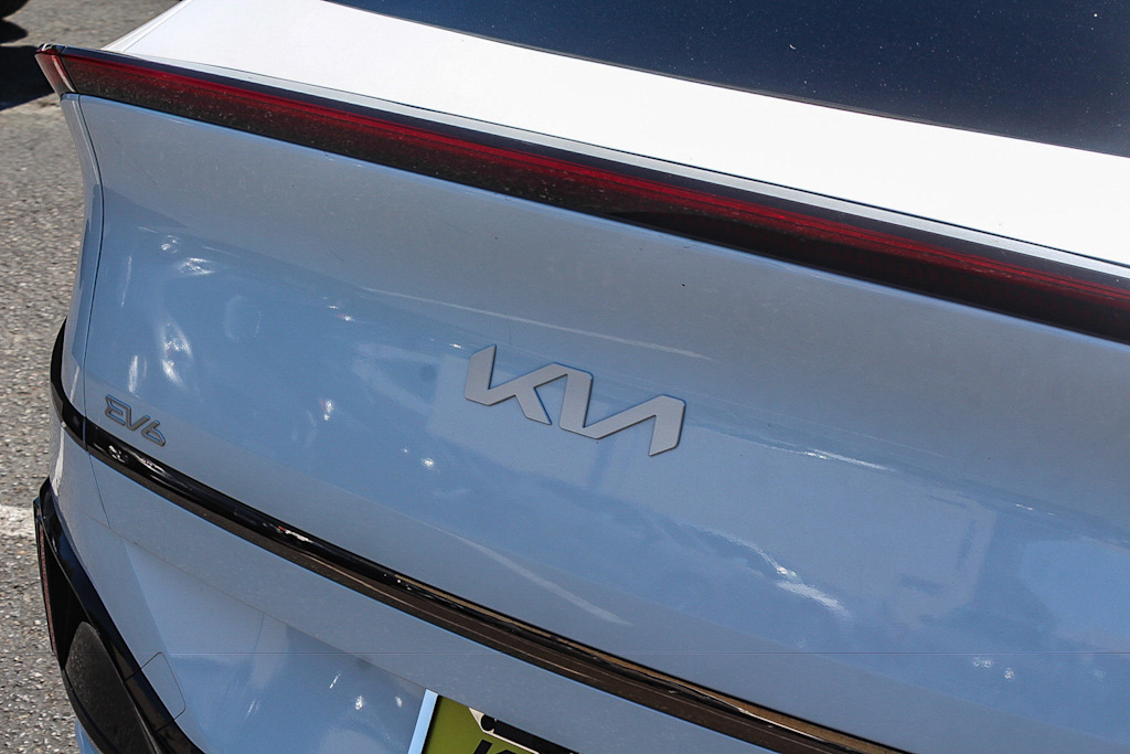 Thumbnail: 2023 Kia EV6 - 20