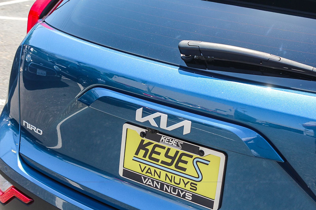 Thumbnail: 2025 Kia Niro - 6