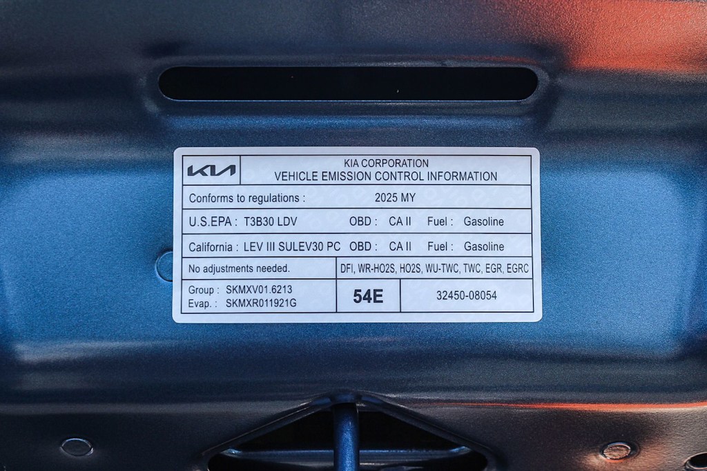Thumbnail: 2025 Kia Niro - 19