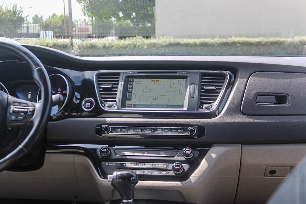 Thumbnail: 2015 Kia Sedona - 14