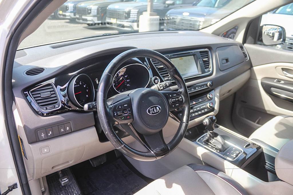 Thumbnail: 2015 Kia Sedona - 13