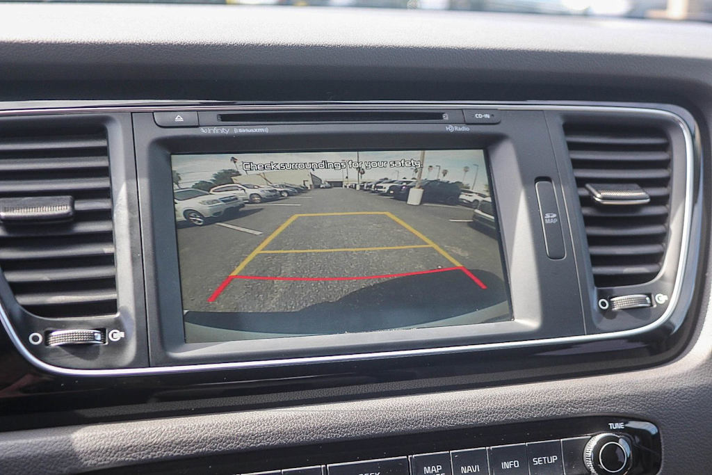 Thumbnail: 2015 Kia Sedona - 31