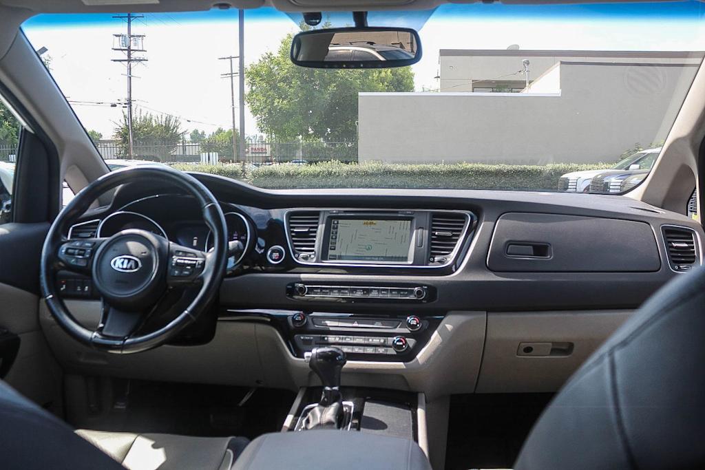 Thumbnail: 2015 Kia Sedona - 2