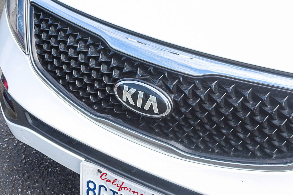 Thumbnail: 2016 Kia Sportage - 22