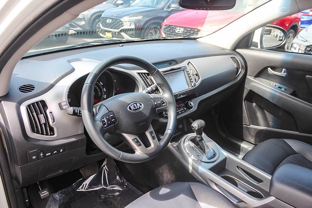 Thumbnail: 2016 Kia Sportage - 12