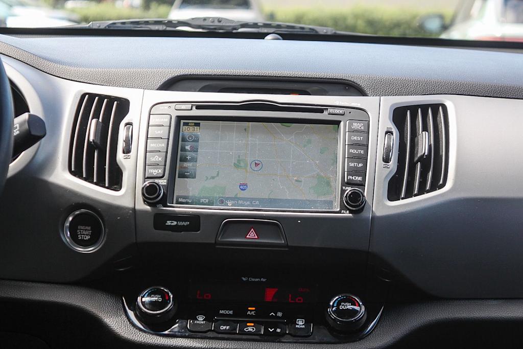 Thumbnail: 2016 Kia Sportage - 24