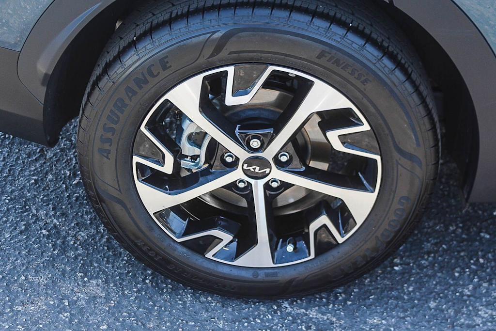 Thumbnail: 2025 Kia Sportage - 7