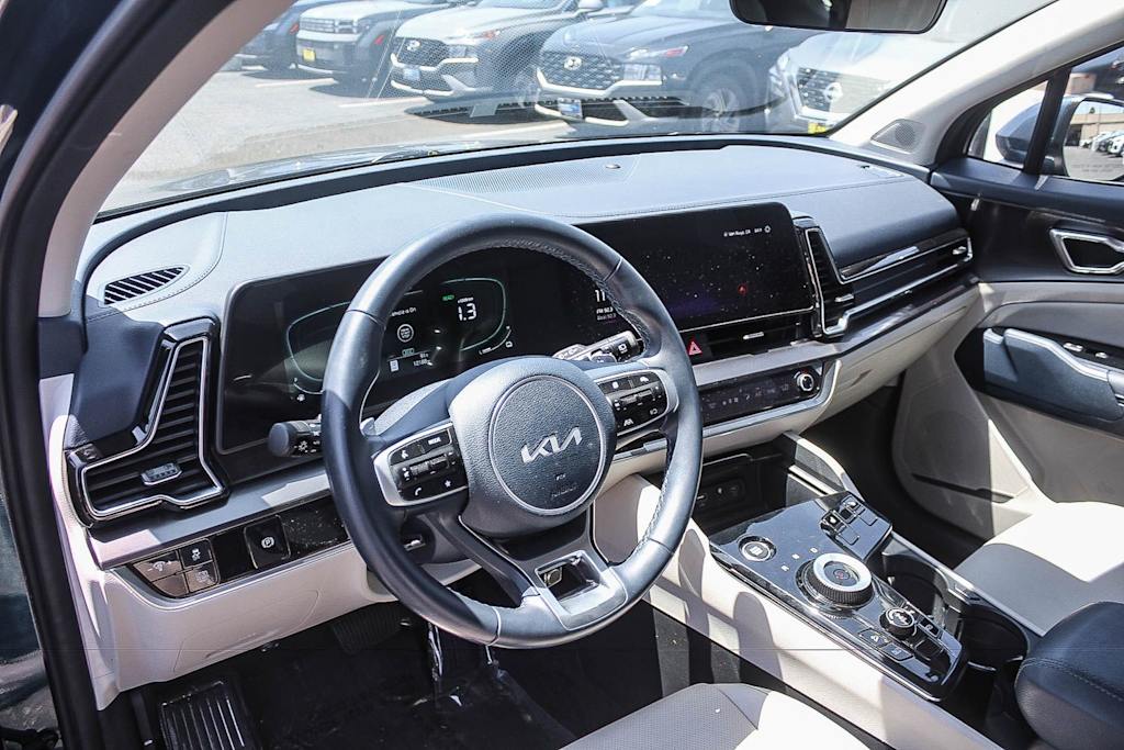 Thumbnail: 2025 Kia Sportage - 12