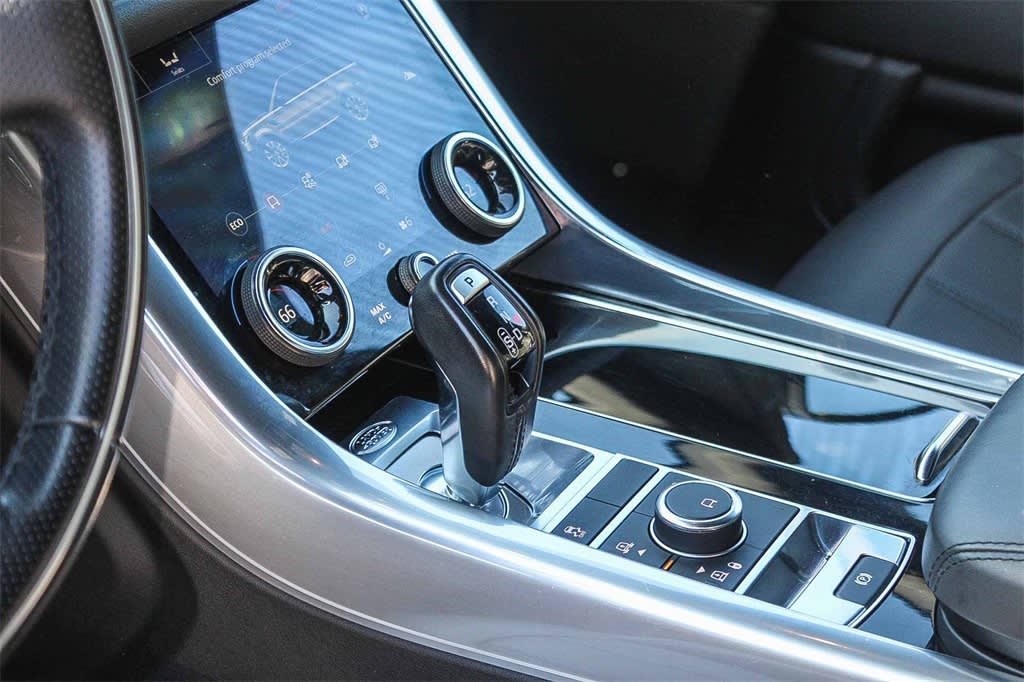 Thumbnail: 2022 Land Rover Range Rover Sport - 15