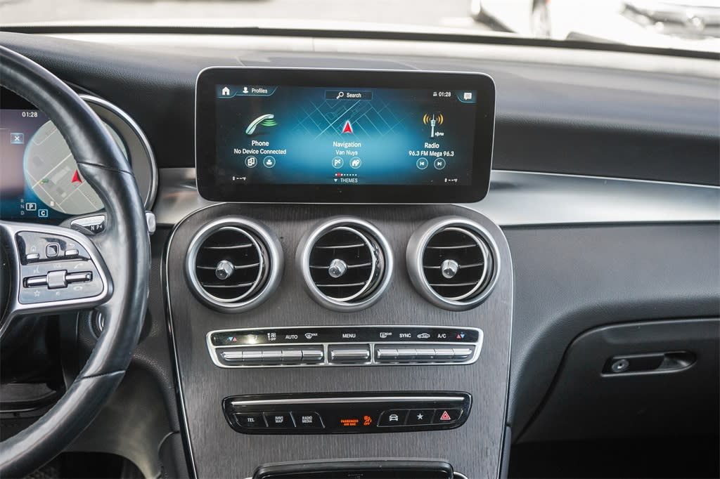 2020 Mercedes-Benz GLC 300 13