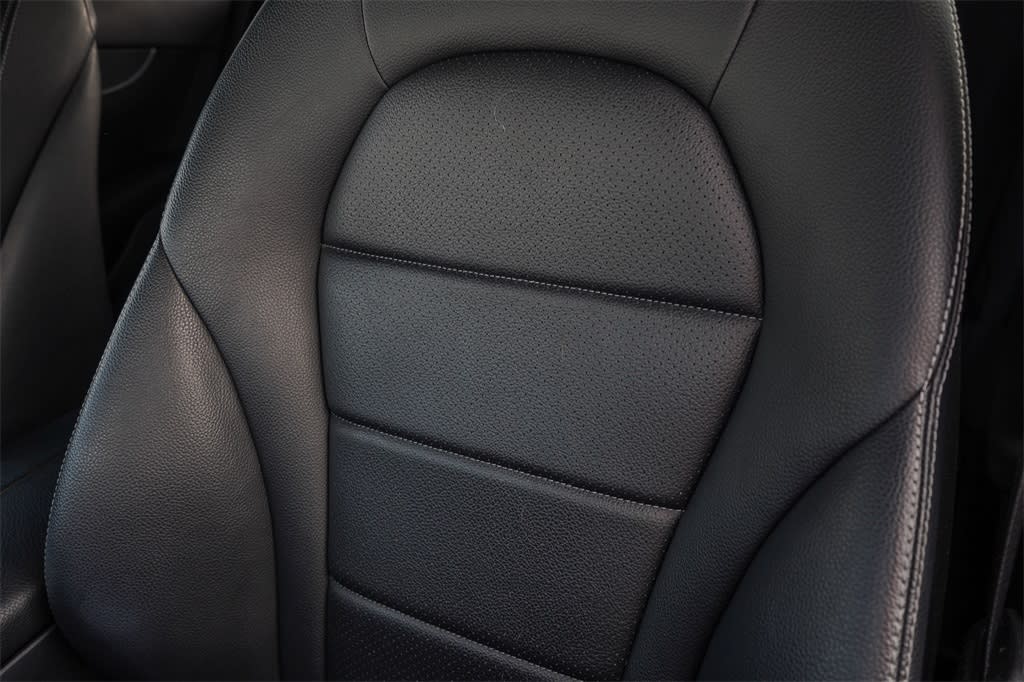 2020 Mercedes-Benz GLC 300 31
