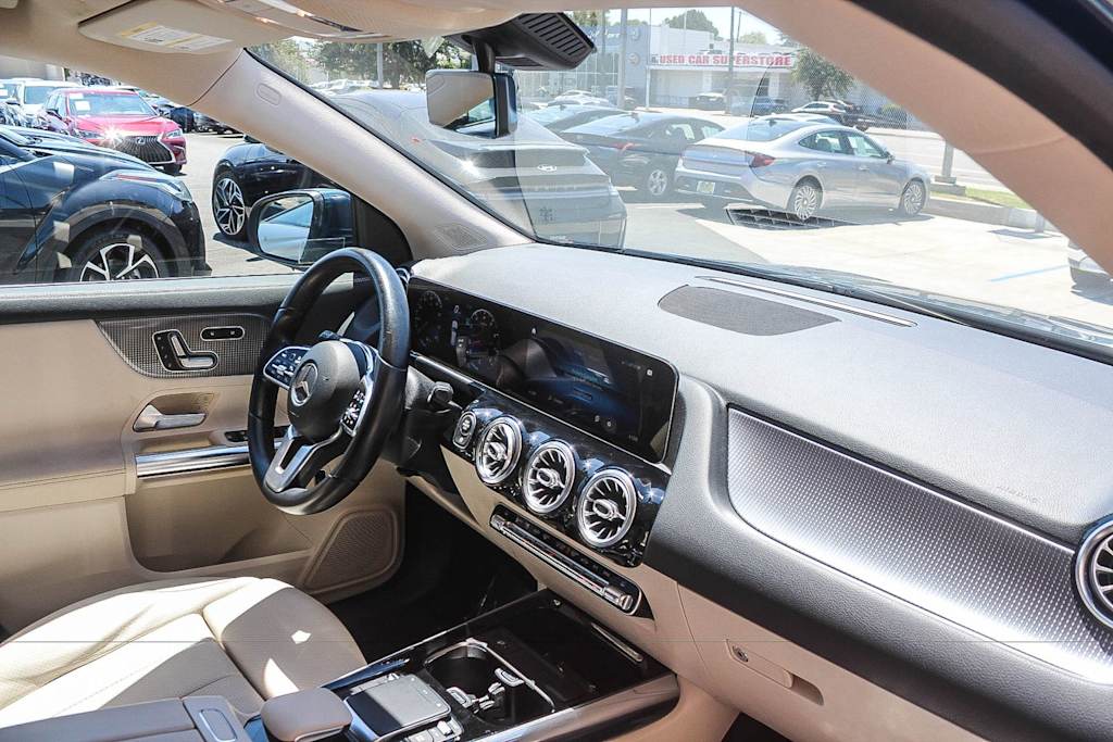 Thumbnail: 2021 Mercedes-Benz GLA - 13