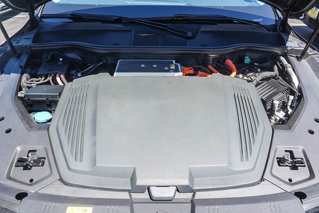Thumbnail: 2021 Audi e-tron - 8