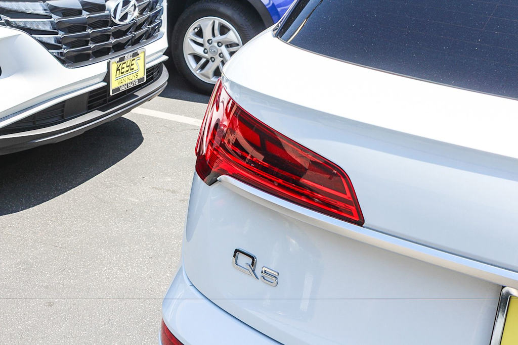 Thumbnail: 2023 Audi Q5 - 18