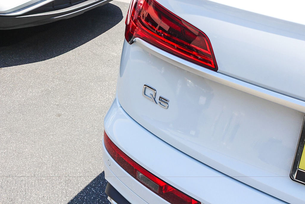 Thumbnail: 2023 Audi Q5 - 19
