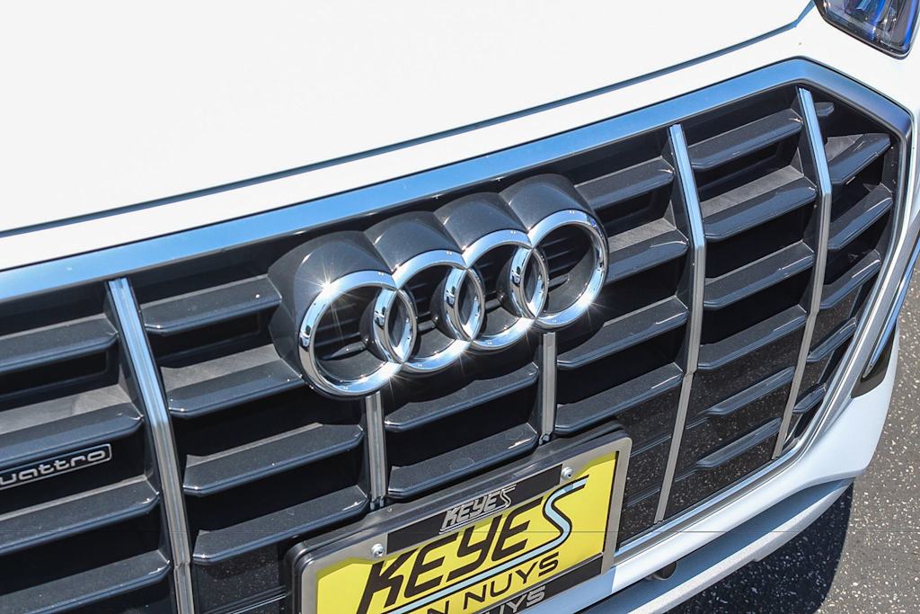 Thumbnail: 2023 Audi Q5 - 23