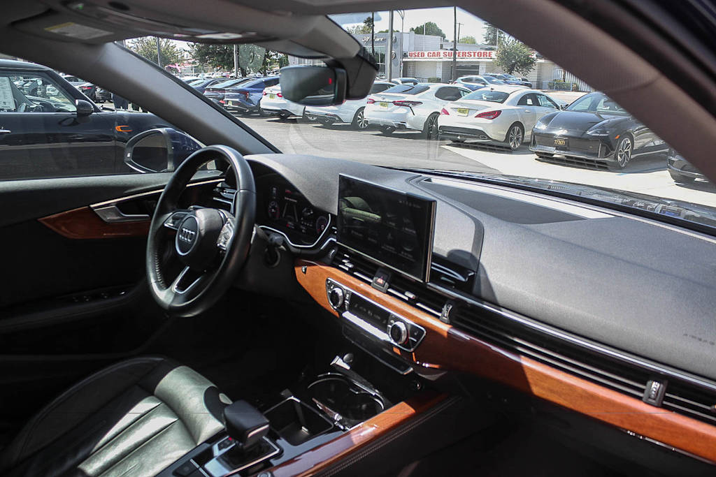 Thumbnail: 2020 Audi A4 - 12