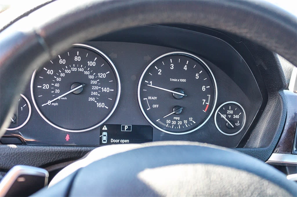 Thumbnail: 2014 BMW 4 Series - 15