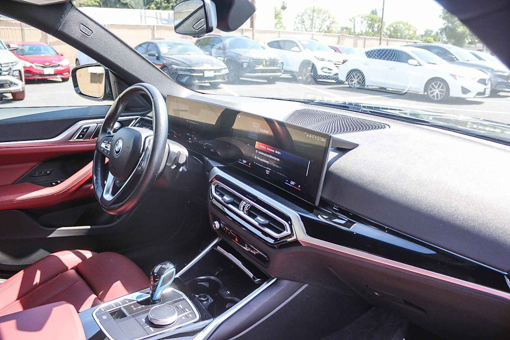 Thumbnail: 2023 BMW i4 - 12